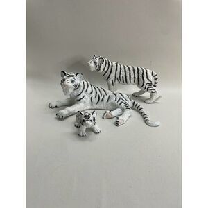 Vintage Siegfried And Roy White Tiger Family 3 Figures Mirage Las Vegas